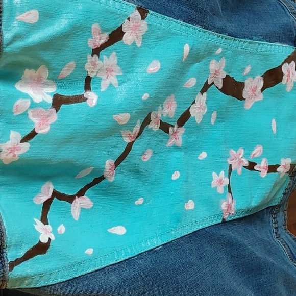 NWT Suko Jeans Cropped Jean Jacket Hand Painted Medium - Picture 9 of 16